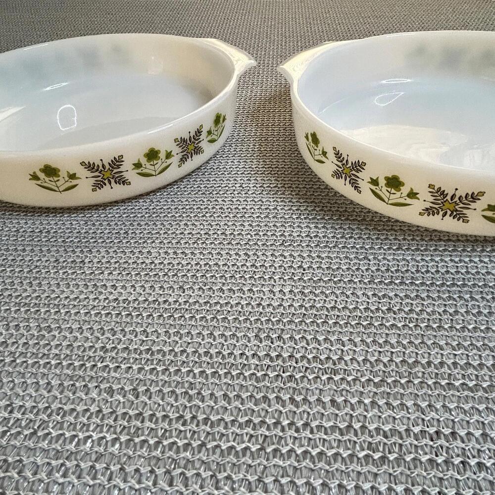 9" Anchor Hocking‎ Fire King 429 Green Meadow Round Baking Dish set of 2